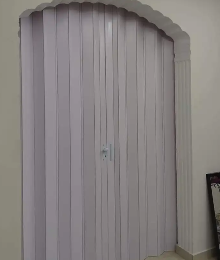 ابواب كرديون سحاب بلاستيك جلد كوري ايطالي باعبود للديكورات