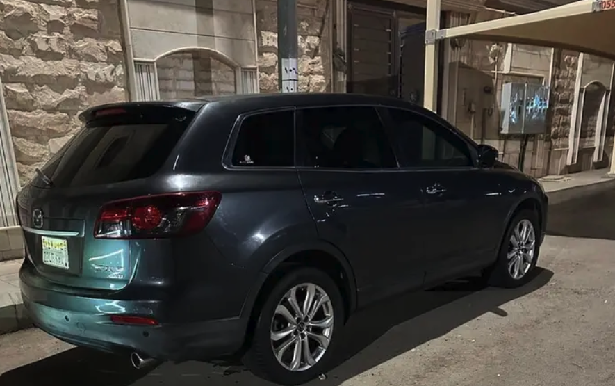 للبيع جيب مازدا cx9 موديل 2013 فل كامل