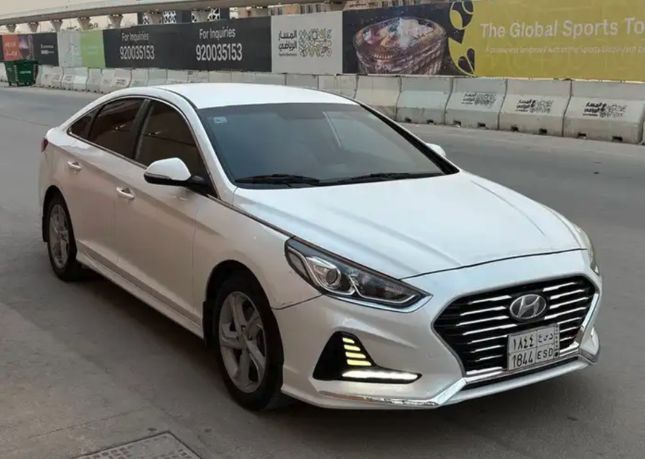 سوناتا للبيع