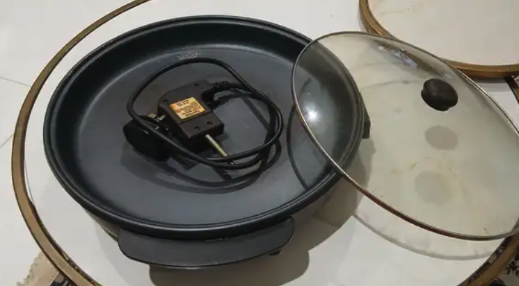 صينية بيتزا كهربائية من شركة إكسل